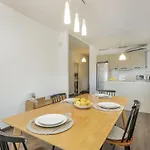 Seaview Salions By Interhome Διαμέρισμα *