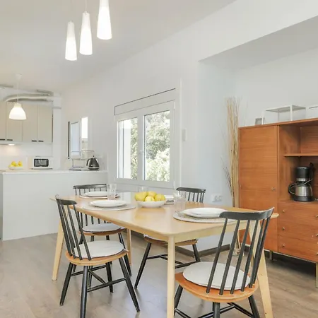 Lejlighed Seaview Salions By Interhome